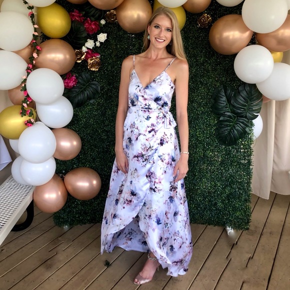 Nordstrom Dress, white with floral print, size 2 - Picture 3 of 4